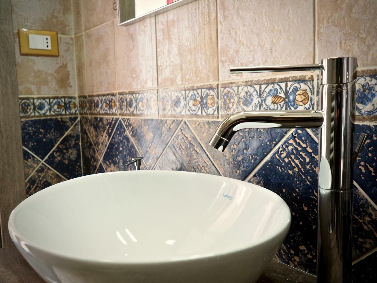 ג'נובה Romantic Suite Con Vista San Donato מראה חיצוני תמונה